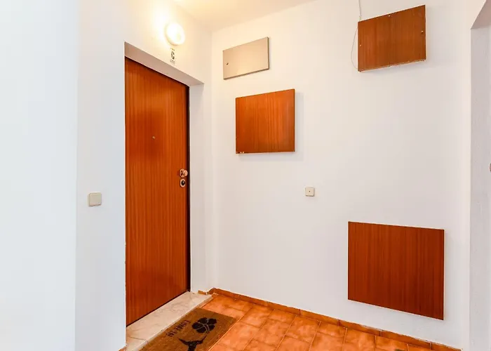 Bright 2bdr Flat In By Lovelystay 아파트 Armação de Pêra