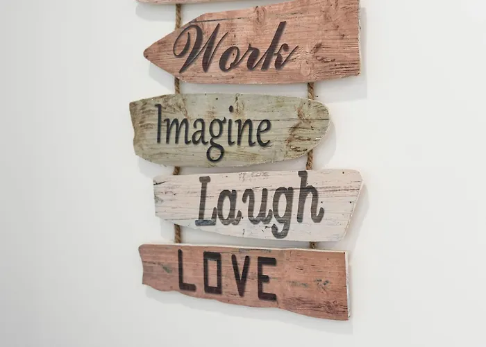 Bright 2bdr Flat In By Lovelystay 아파트 Armação de Pêra