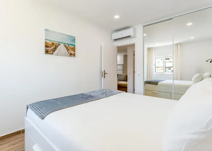 Bright 2bdr Flat In By Lovelystay 아파트 Armação de Pêra