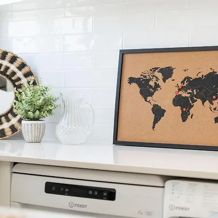 Bright 2bdr Flat In By Lovelystay Apartamento